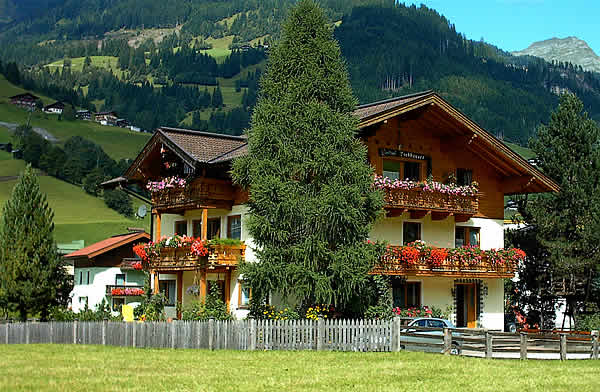 Unser Haus im Sommer Landhaus Viehhauser